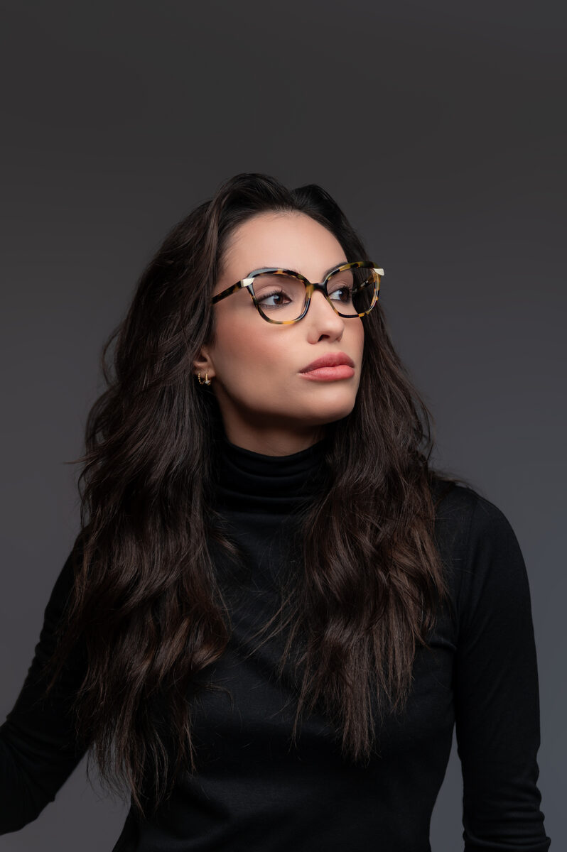 Allyne Flores