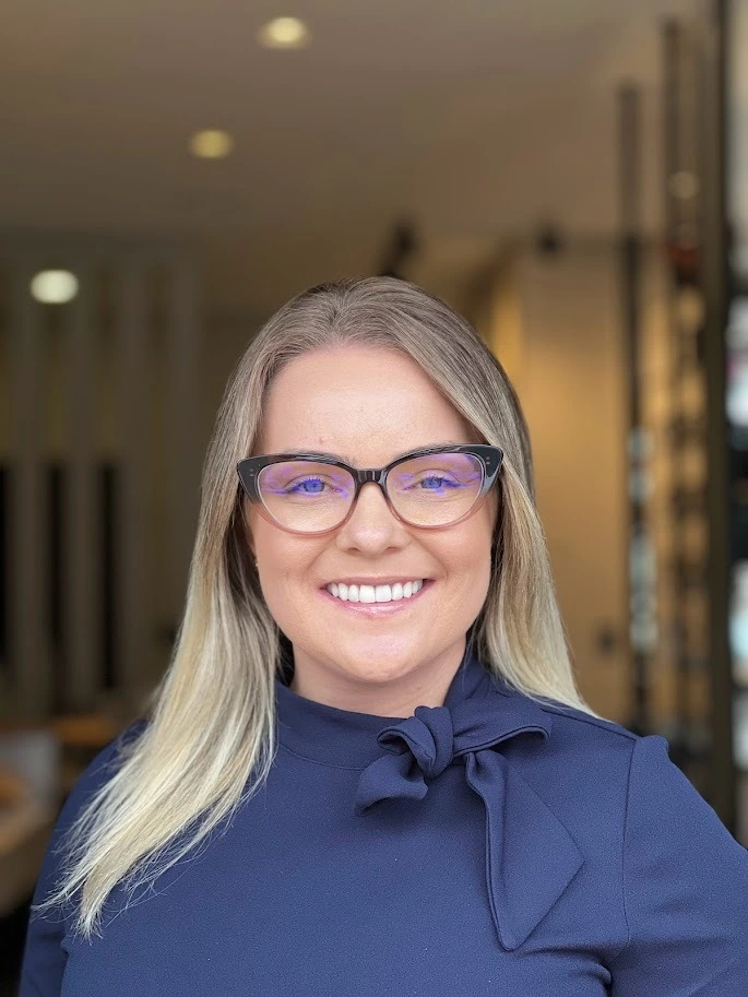 81833dc9-3a40-4981-bf7c-03faab10ebb9